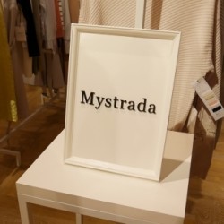 繊細で柔軟な軸のある女性へのワードローブ【Mystrada】新作