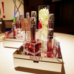 肌の奥から白く【アスタリフト】富士フイルムの技術のナノ成分！