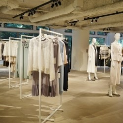 いつでもオケージョンアイテムが揃う【バルコニー】新作