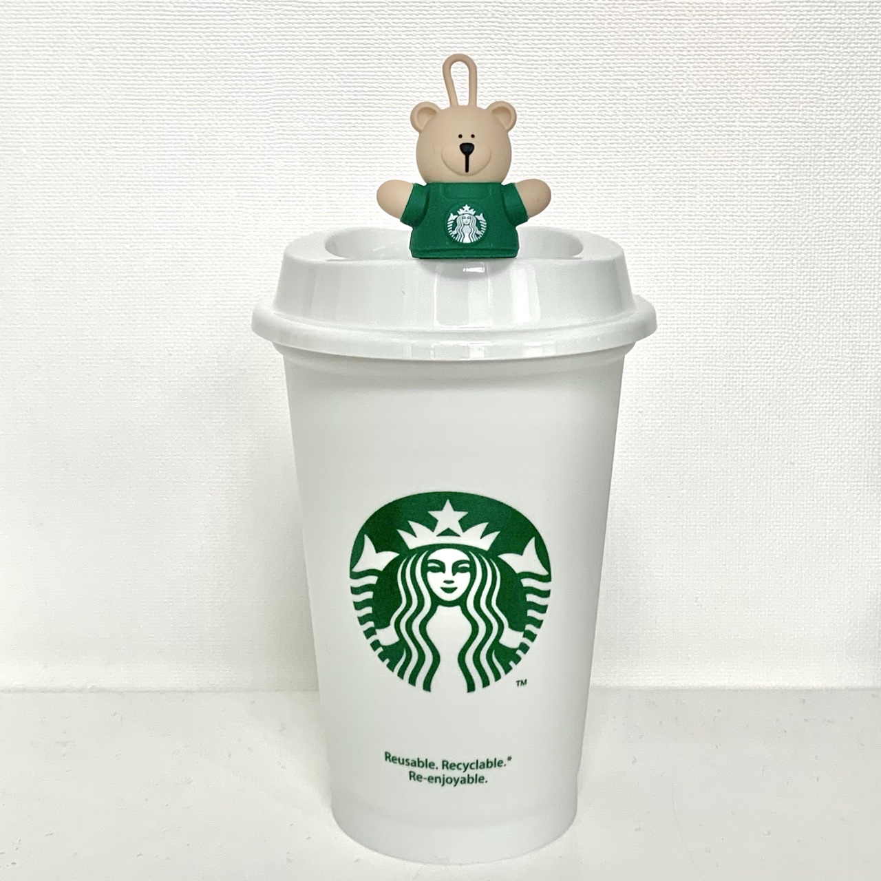 スタバ】待望の再販売! リユーザブルカップ＆ドリンクキャップで