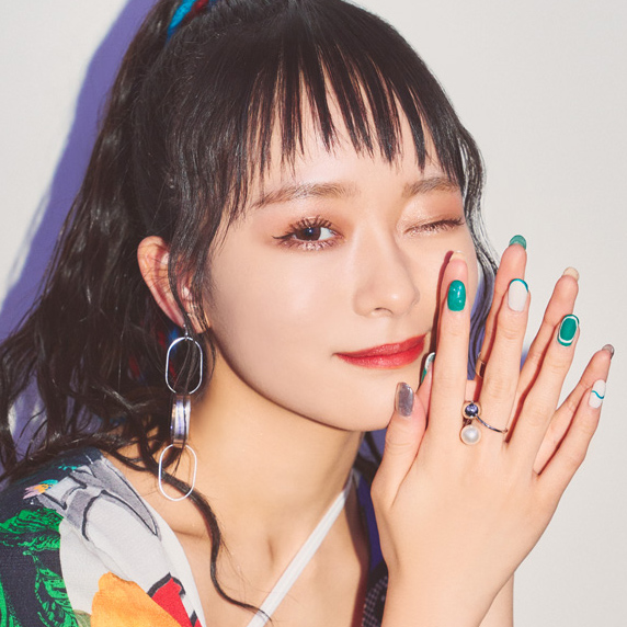 GENIC 宇井優良梨 5個セット 新世代男女7人組ダンス&ボーカルグループ「GENIC」の魅力に迫る一問一